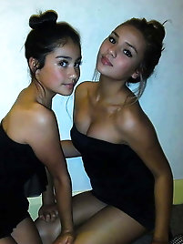 Kinky teenage coeds getting naked on cam